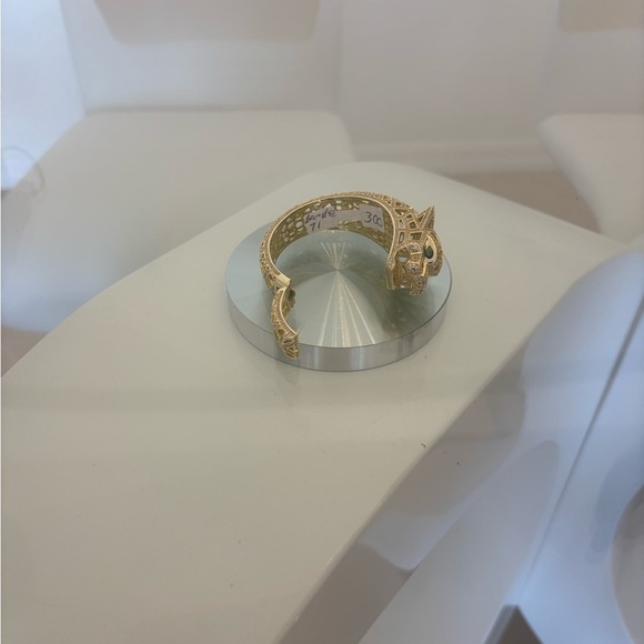 Elegant Sterling silver Gold Bangle with Emerald Eyes with opening clasp - Picture 4 of 4